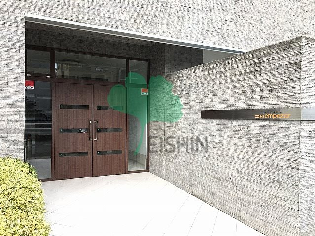 カーサエンペサールのエントランス