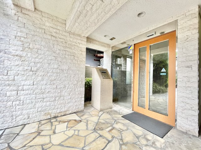 VILLA LUCE（ヴィラルーチェ）のエントランス