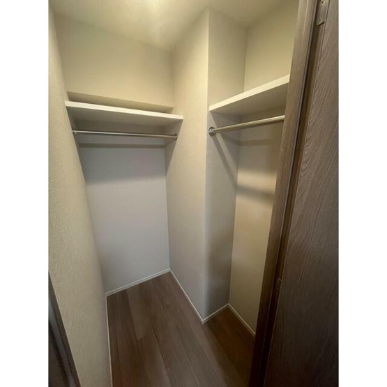 【収納】 | クレストコート中野富士見町 | ウォークインクローゼット完備。