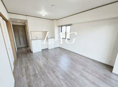 【居間・リビング】 | ソルフェスタ赤羽 | 洋室のお部屋です。
