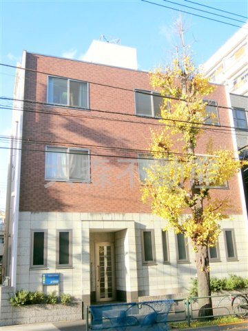 タウンコートの外観|2012年3月築　鉄骨造地上3階建ての人気賃貸マンション　東京都大田区中央6丁目　東急池上線池上駅最寄り、池上通り沿いの立地で大森、蒲田、池上駅へバス便も便利な立地！