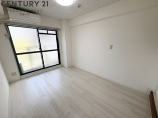 シェルプール弐番館の居間