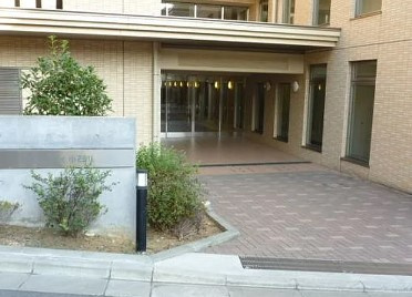 マチュリティ小石川のエントランス
