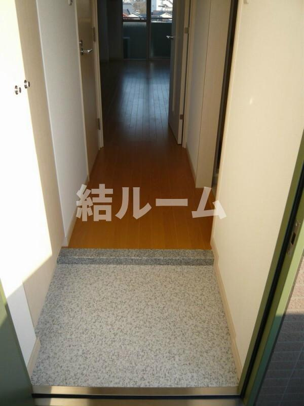 豊島区南長崎４丁目の賃貸マンションの玄関