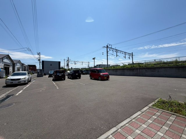 リバーサイド元町館の駐車場