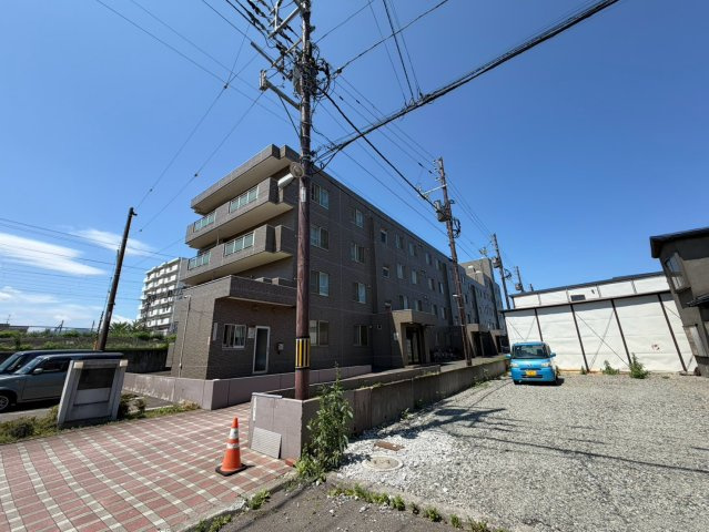 リバーサイド元町館