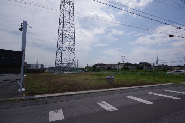 宇都宮市峰町　分譲地　区画Aの前面道路含む現地写真