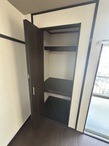 マンションなぎさの収納