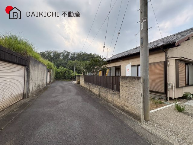 【前面道路含む現地写真】 | 毛呂山町西戸　中古戸建