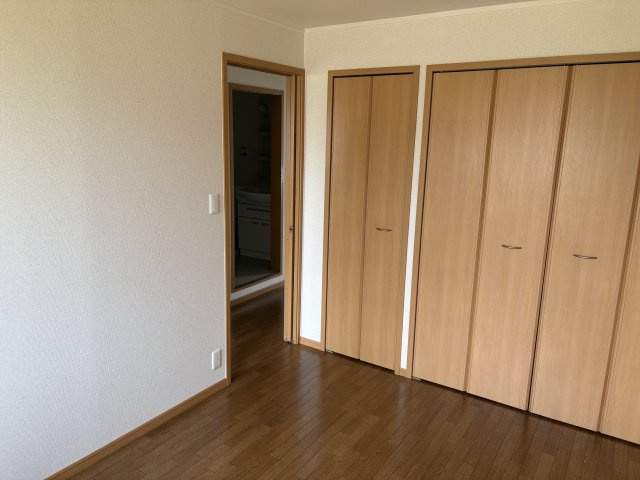 プリムローズⅡの洋室