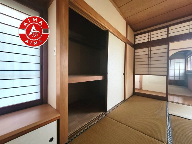 福岡市早良区早良4丁目の収納|洋服や大きな荷物が多い方や人数の多いご家族などは、一般的なクローゼットよりもウォークインクローゼットのほうが使い勝手が良いです。