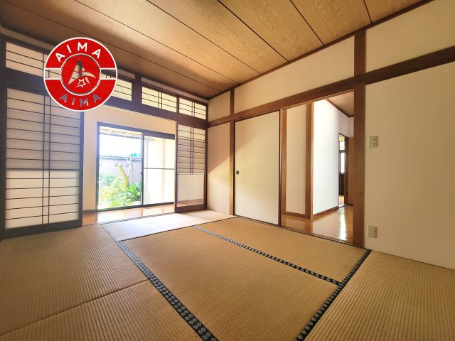 福岡市早良区早良4丁目の洋室|採光良好な洋室は全居室、ガラスの遮熱効果と断熱効果で、一年中快適に過ごせます。