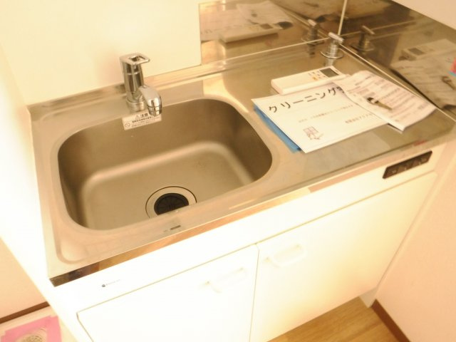 ニューフィールドのキッチン|他のお部屋の参考写真となります。