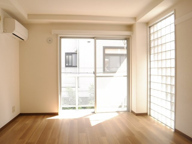 ニューフィールドの居間・リビング|他のお部屋の参考写真となります。