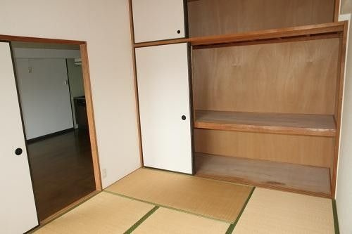 三愛シティライフ春日の収納