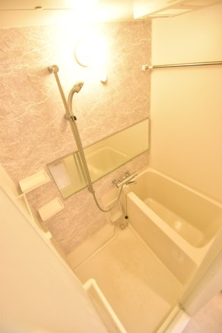 大阪市城東区野江２丁目の賃貸マンションの浴室