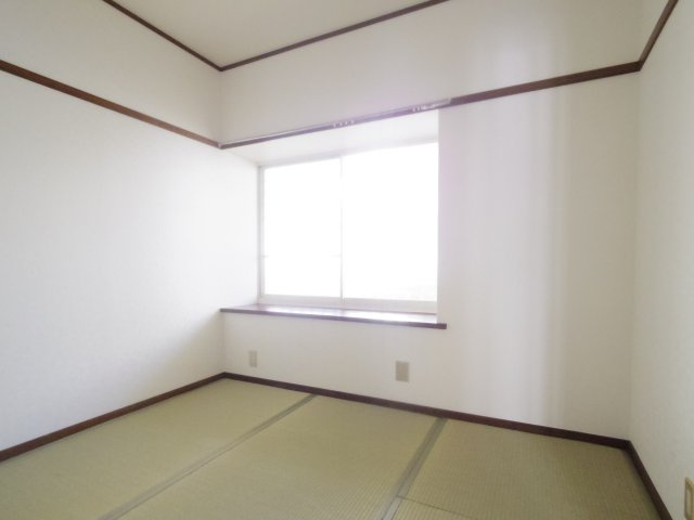 小山クリスタルコーポの内装