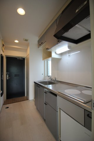 ルース中野のキッチン|同物件・別部屋画像【左右反転】