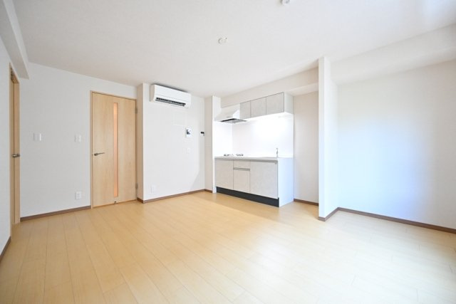 ＣＥＮＴＲＡＬ　ＧＡＲＤＥＮ　ＲＥＳＩＤＥＮＣＥ　ＴＯＫＹＯの居間・リビング|使いやすい居間です