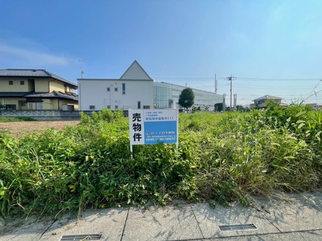 -三丁目不動産-　上里町七本木　2区画の外観
