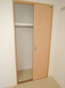 スカイコート武蔵新田の収納