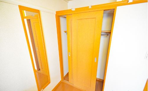 レオパレスグリンテルの収納|他のお部屋の参考写真となります。
