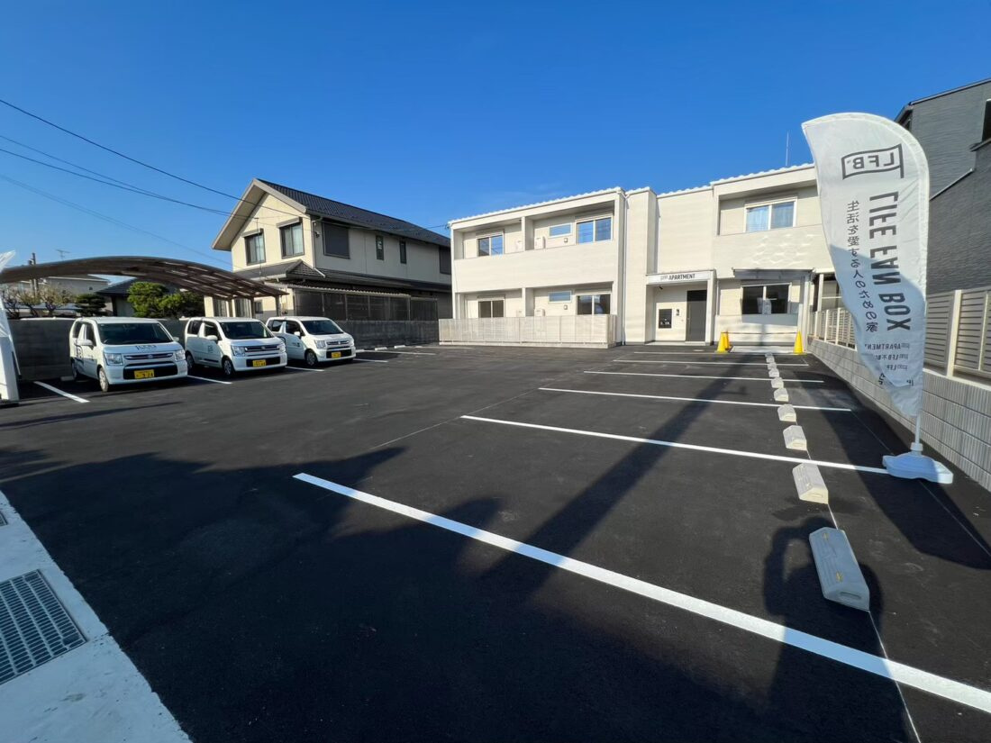 LFB　APARTMENT　神原の駐車場