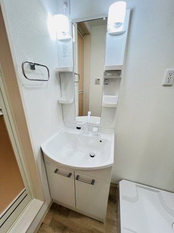【洗面所】フジパレス西宮甲東園Ⅰ番館