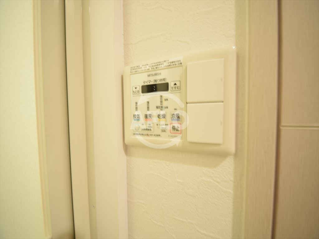 エステムコート難波Ⅲラグースの設備|エステムコート難波IIIラグース　浴室乾燥機