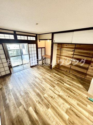大東市大野1丁目テラスハウスの寝室