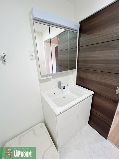 roble glandの洗面所
