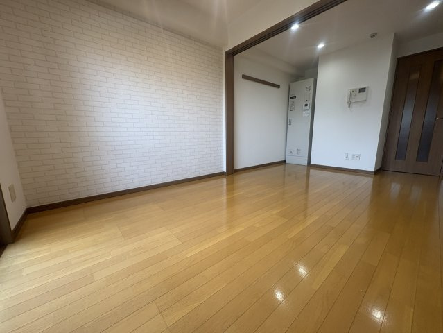 シーナリ江坂の居間・リビング