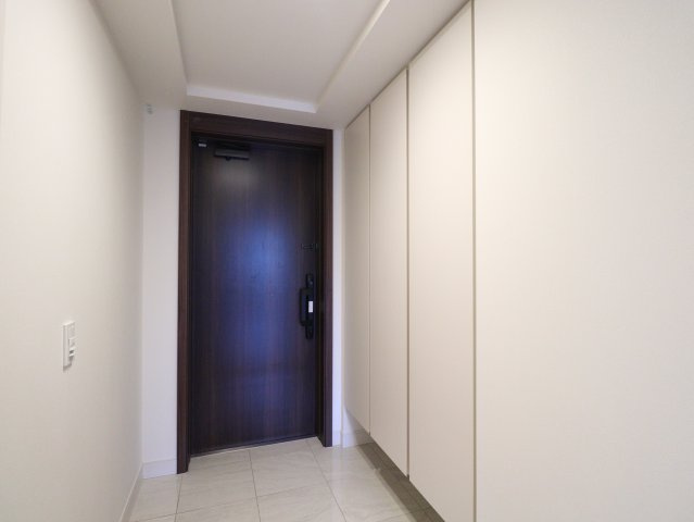 グランドメゾン新梅田タワー THE CLUB RESIDENCEの玄関|玄関
