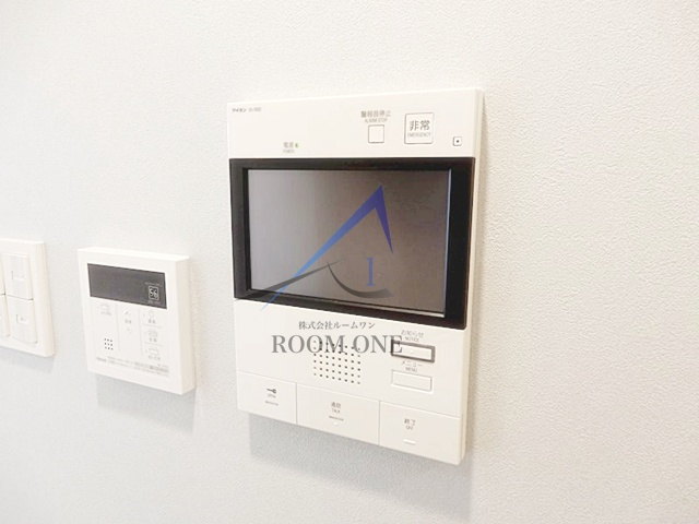 ZOOM高田馬場WEST のセキュリティ|モニター付きインターホンです。