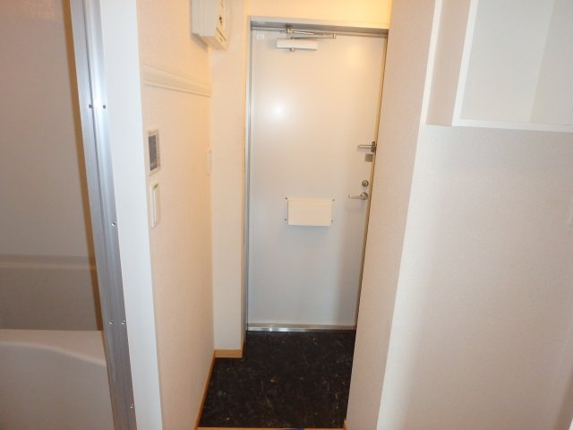 元住吉桜下の玄関|他のお部屋の参考写真となります。