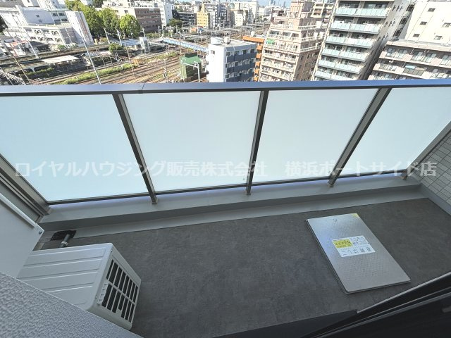 【バルコニー】