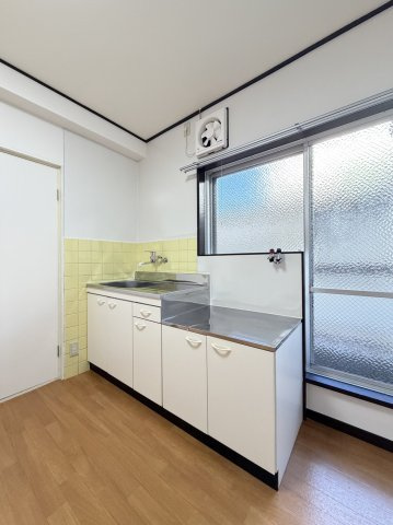 マンション丸保のキッチン