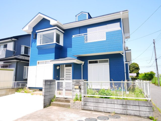 東金市大沼田　中古戸建の外観|内外装リフォーム済み令和8年5月ユニットバス 3台可能内計2台  業務スーパー徒歩約3分閑静な分譲地