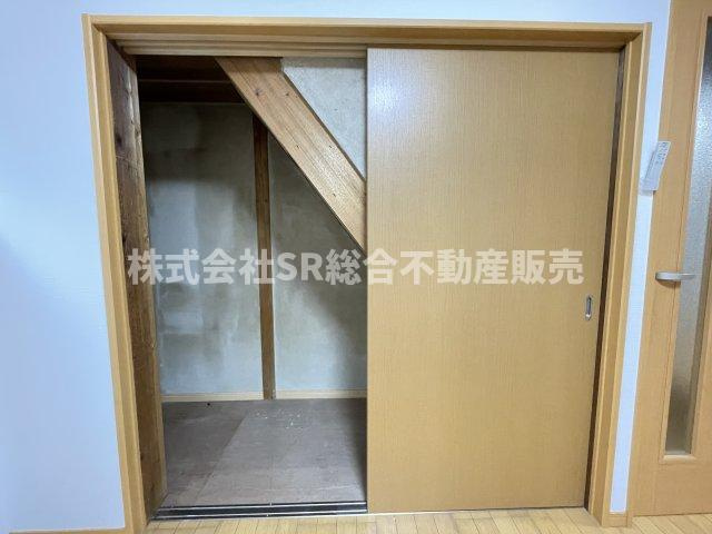 若江東町1丁目中古戸建の収納|便利な収納スペースです