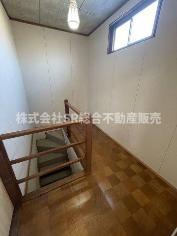 若江東町1丁目中古戸建の内装|当日予約も大歓迎です！土日祝、雨の日やお子様連れのお客様の送迎も可能ですのでお気になさらずお問合せ下さい。お仕事終わりのお時間にも柔軟に対応致しますのでお気軽にお申し付け下さいませ。