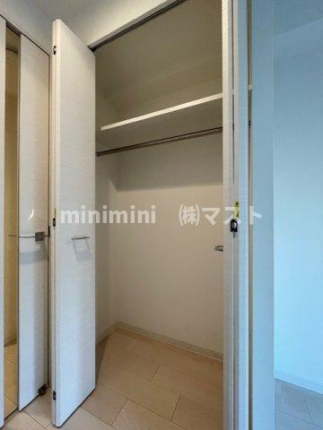 大阪市中央区本町橋の賃貸マンションの収納