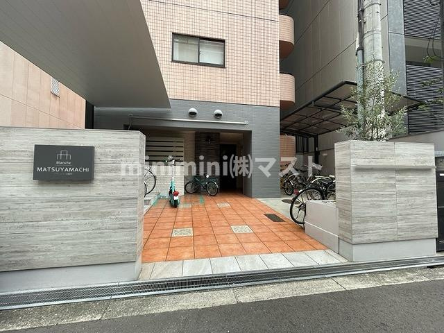 大阪市中央区松屋町住吉の賃貸マンションのエントランス