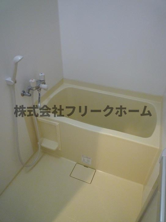 武蔵野市吉祥寺南町３丁目の賃貸マンションの浴室