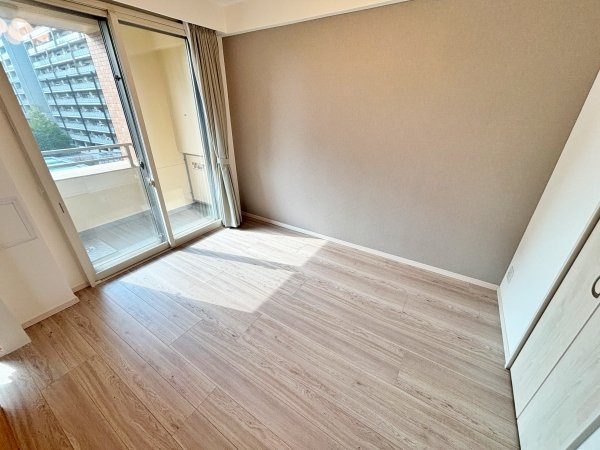 洋室部分（約6.0帖、ウォークインクローゼット付）