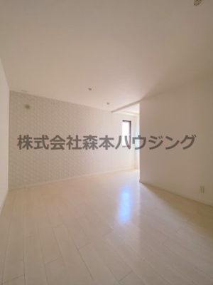 【洋室】 | 　ハミングハイツ | 使い勝手のいい洋室です