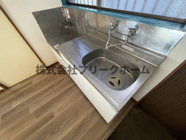 武蔵野市御殿山２丁目のアパートのキッチン