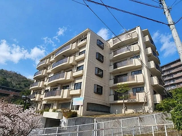 フォーシーズンズ芦屋