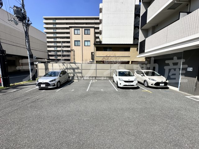 アンギンルマの駐車場