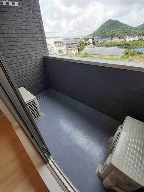 ひまわりのバルコニー|バルコニー