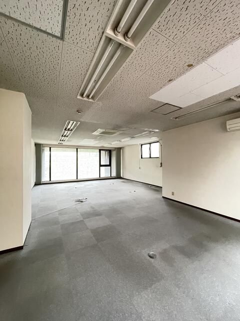 中町武井ビルの寝室